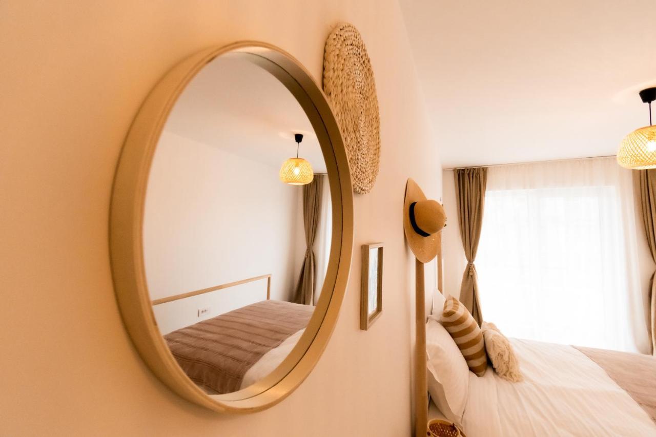 Brown Bear Apt. Boho Style Bedroom W/ City View & Free Parking Braşov Eksteriør bilde